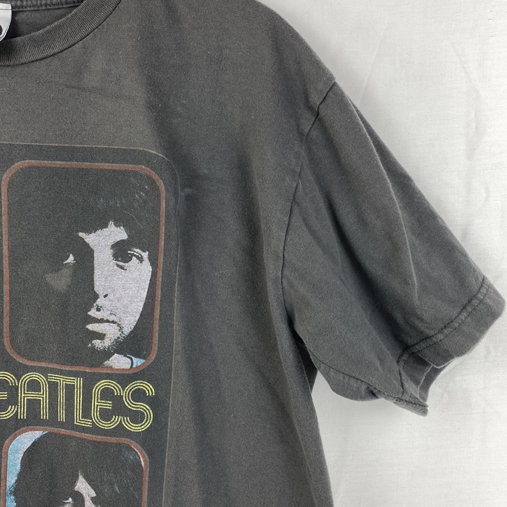 Beatles Apple Tee Shirt  White Album 2008 M/L ( On hold) - Picture 5 of 13